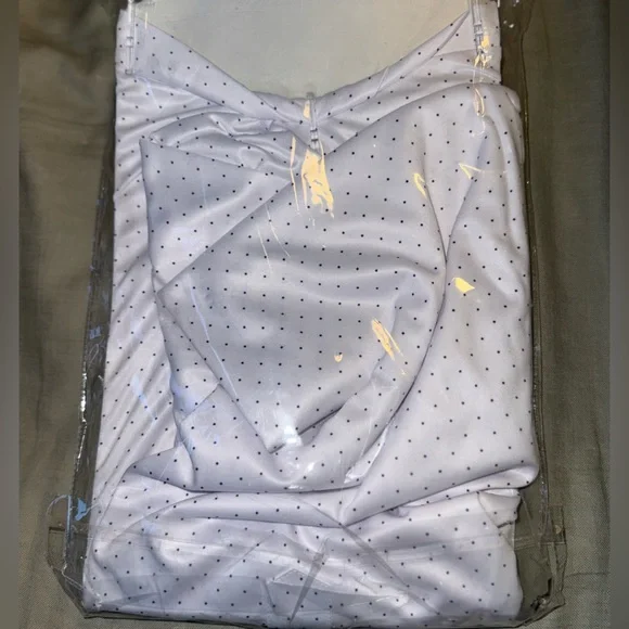 Collars & Co. Men’s White Micro-Dot Dress Shirt - Picture 2 of 2